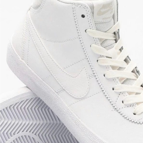 Nike Used Bruin High Sb White Women 923112-100 Size US10 EU 42 - Picture 6 of 14